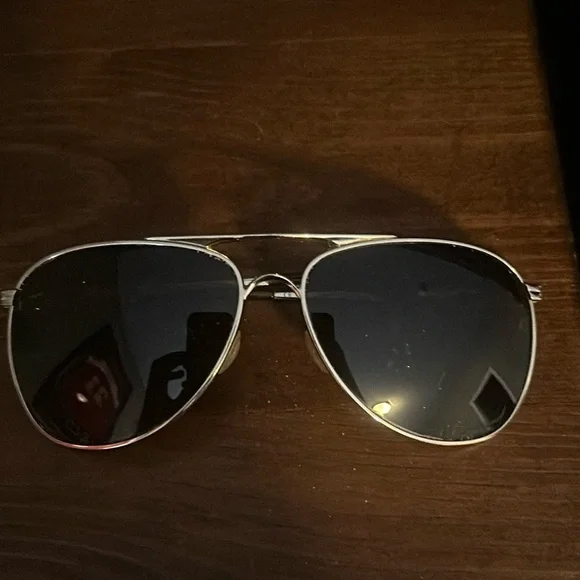 Rayband glasses. Silver frame and lighter brown lenses. - Picture 2 of 4